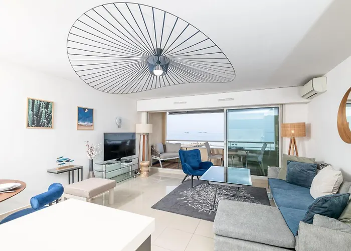 Victoria Palace Apartment *